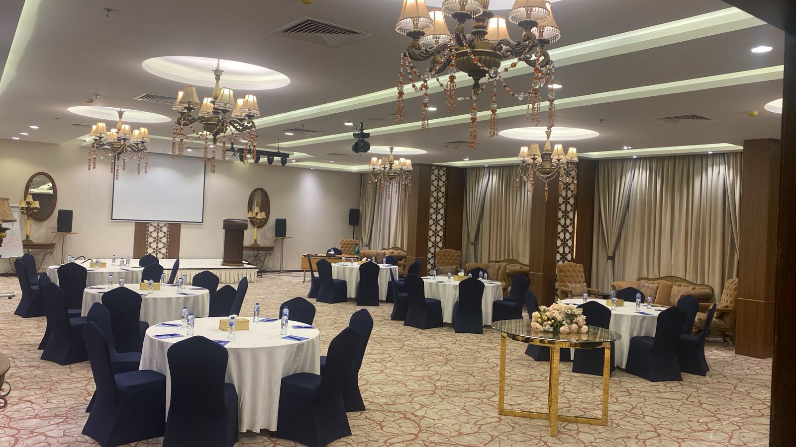 BANQUET HALL 3