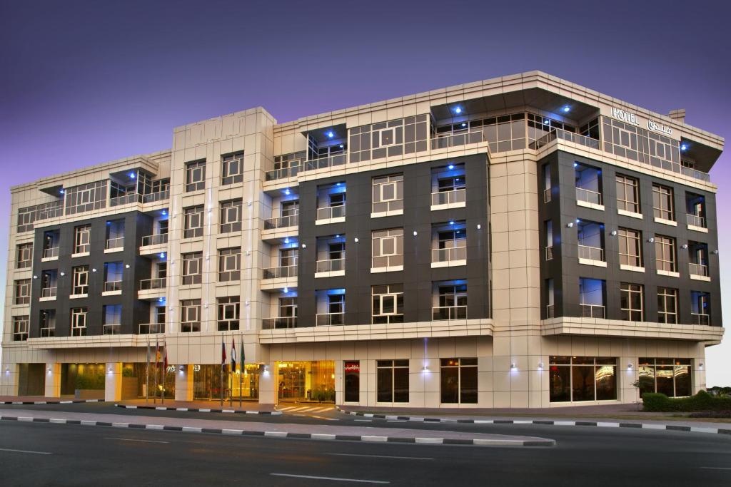 Exterior view of Time Grand Plaza Hotel, Dubai