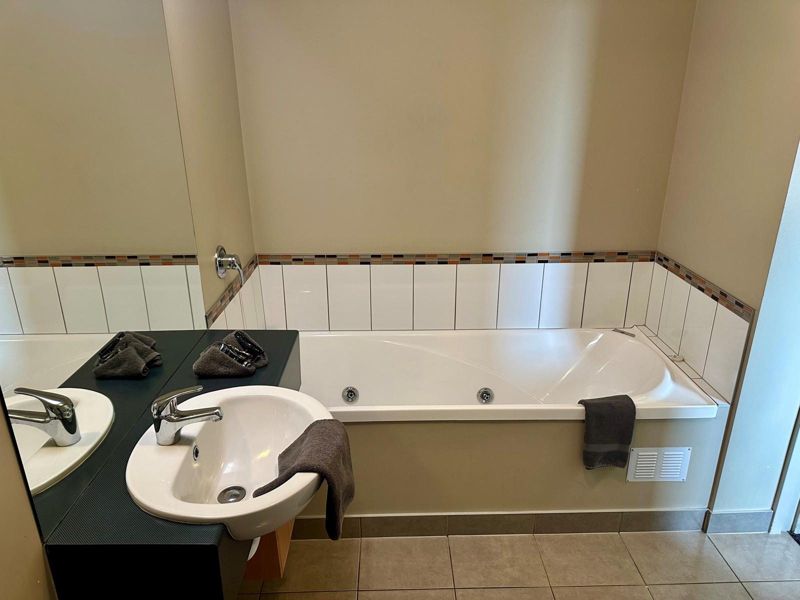 Deluxe Studio With Spa Bath
