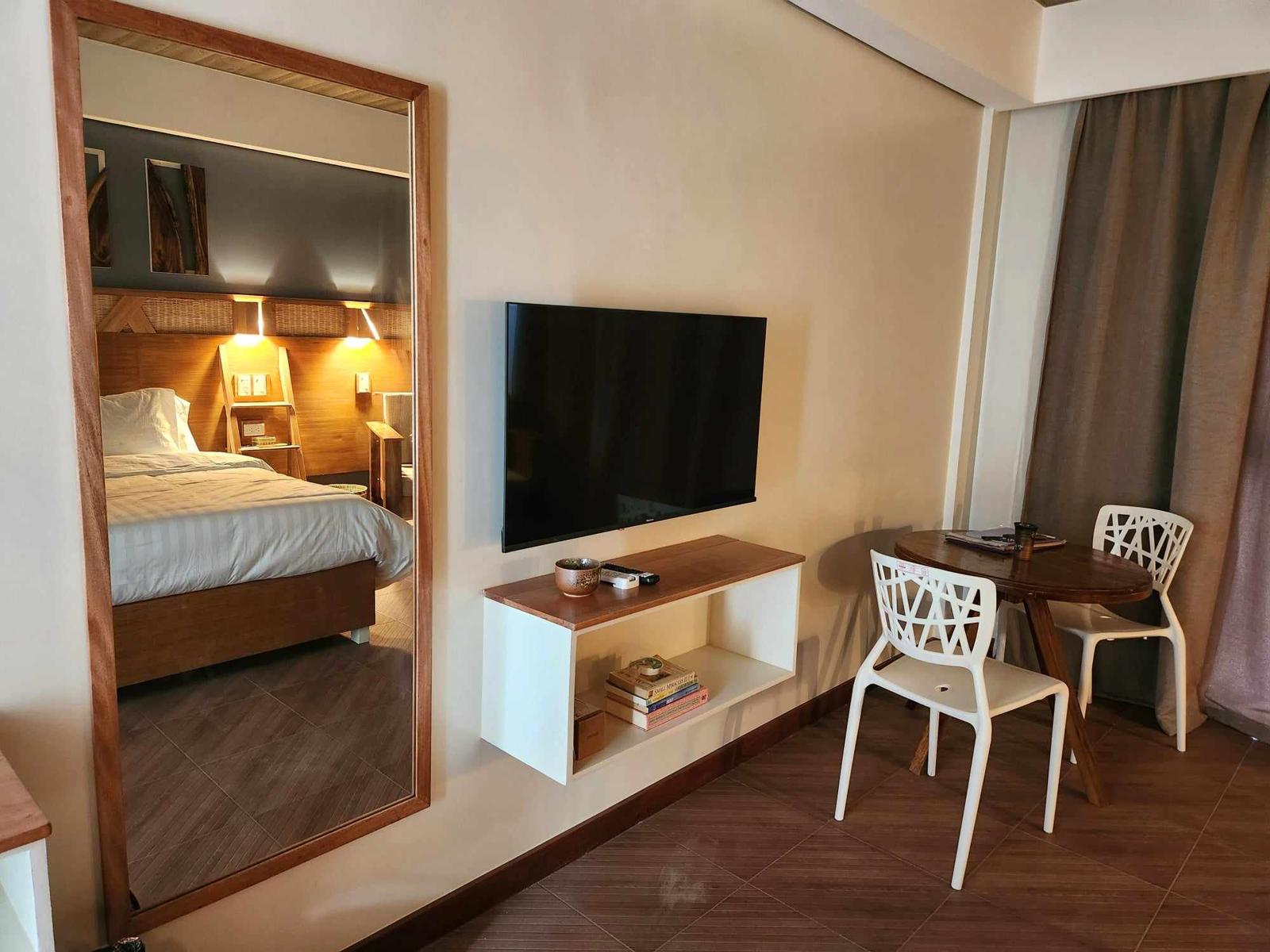 KING SUITE ROOM WITH BALCONY