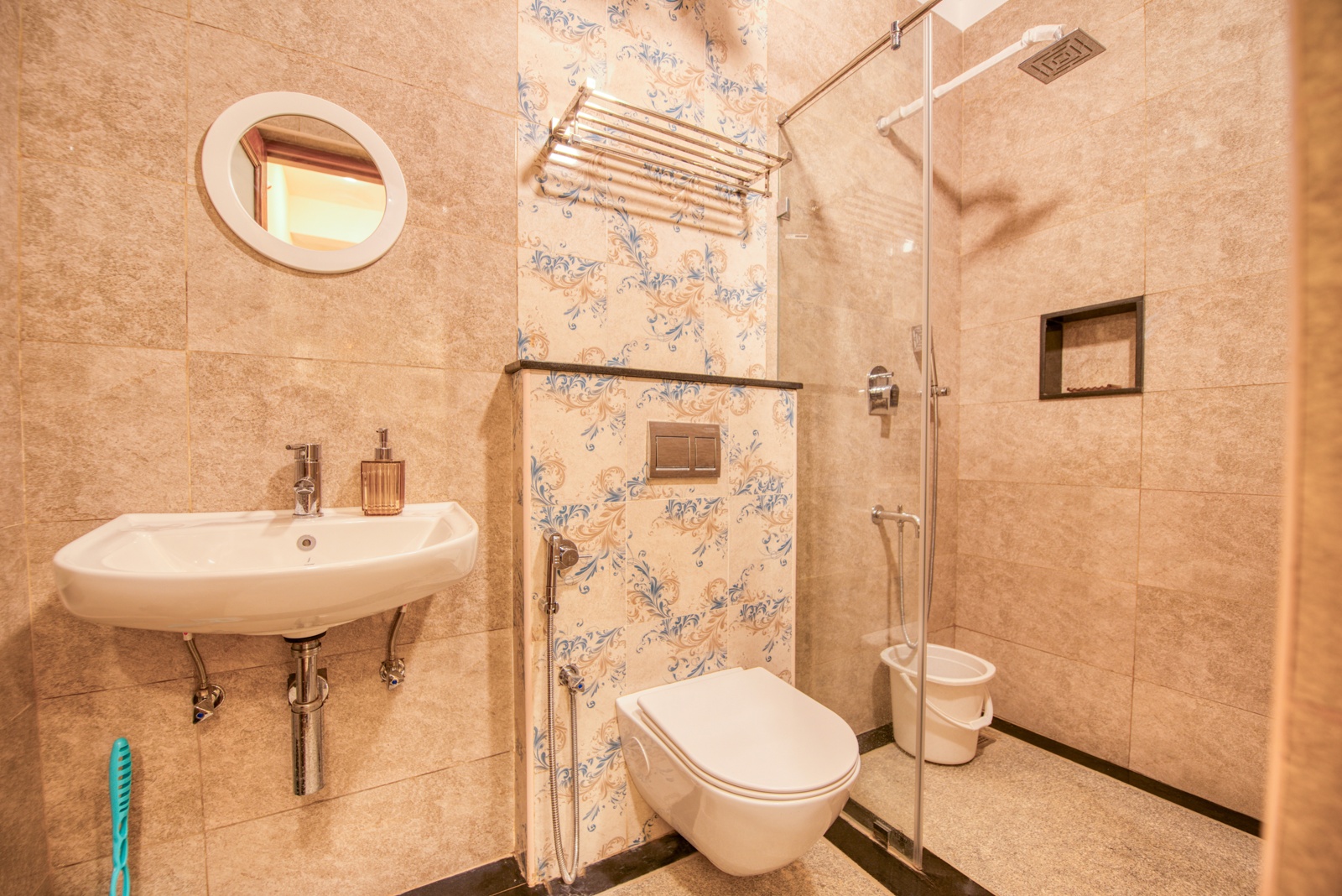Flat 2 Bathroom 