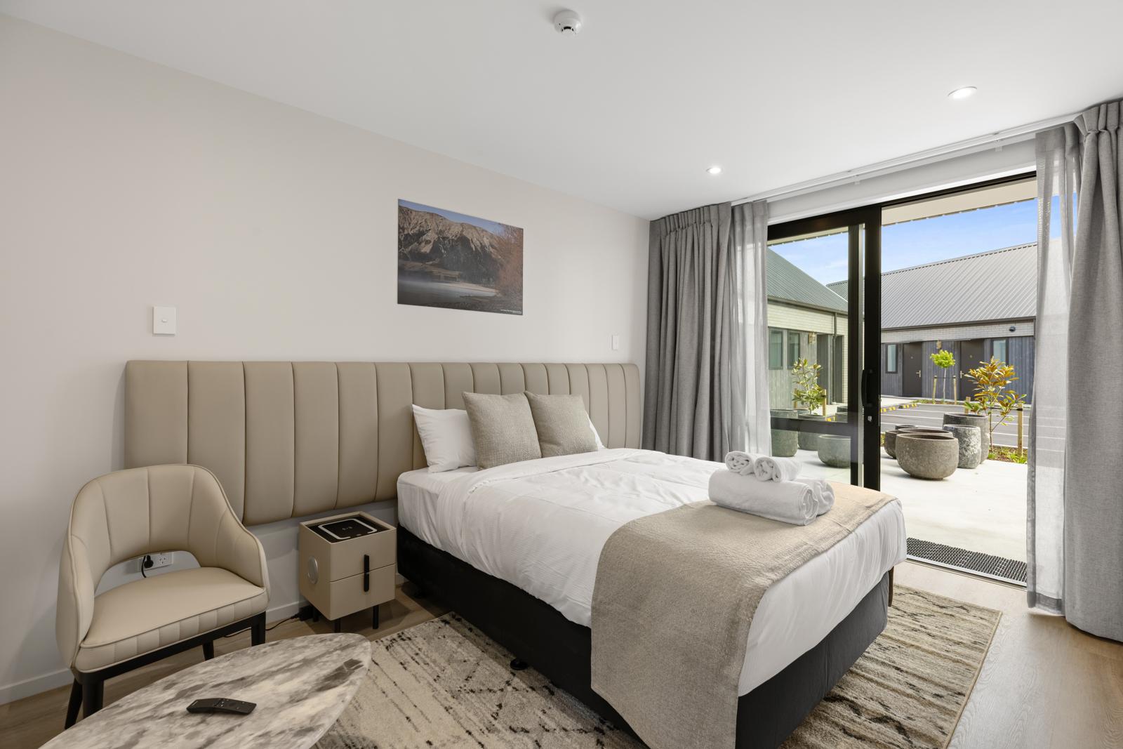 DELUXE ROOM 1 DOUBLE BED