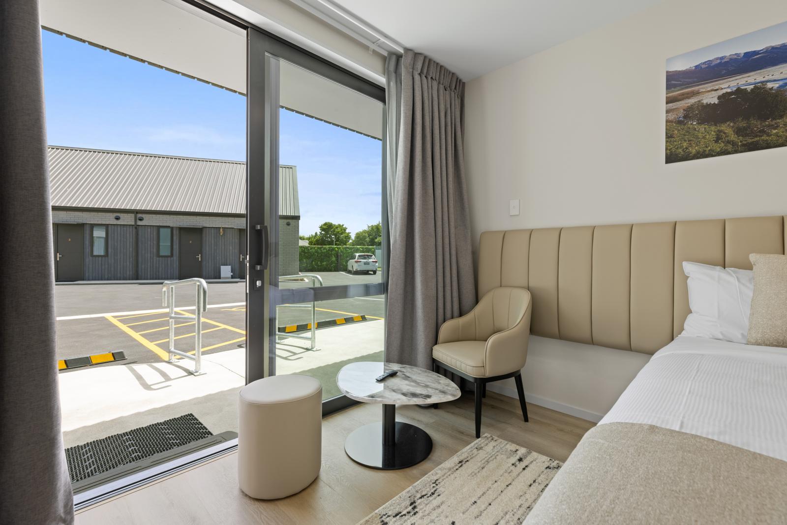 DELUXE ROOM 1 DOUBLE BED