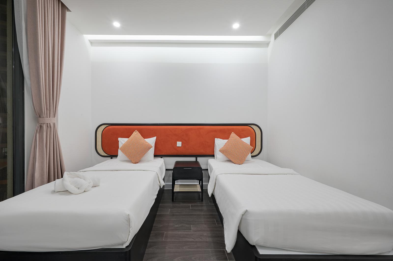 2BR Apartment - Mountain or City view