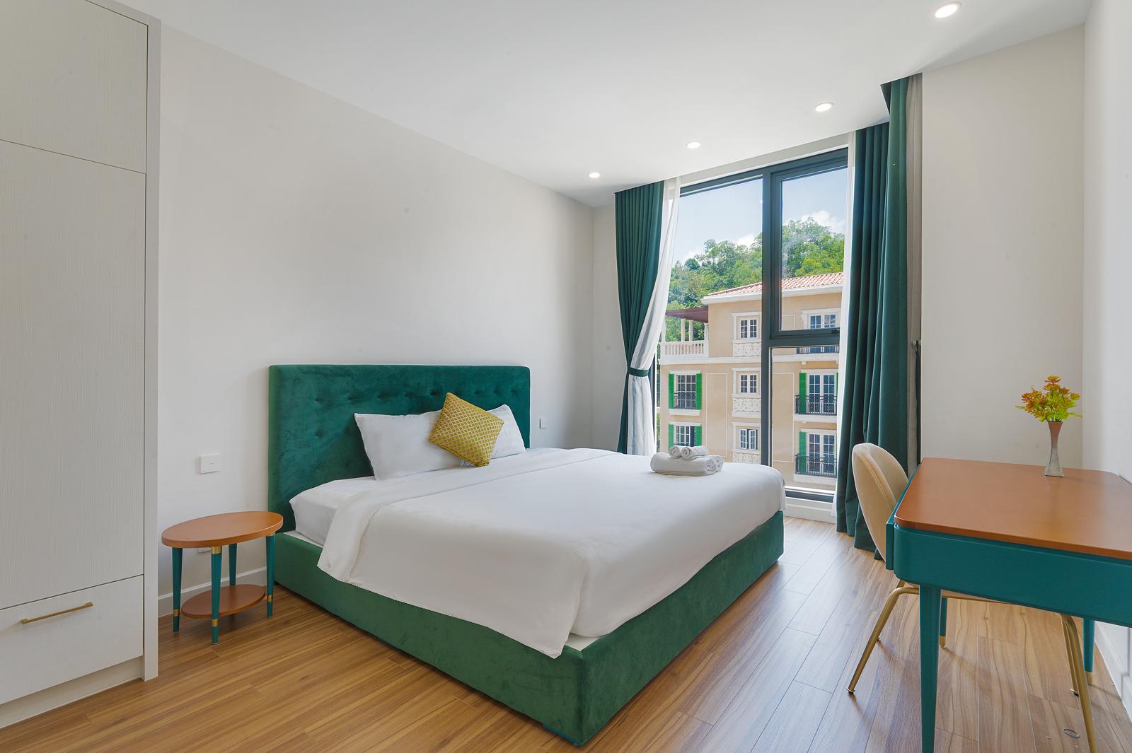 2BR Apartment - Mountain or City view