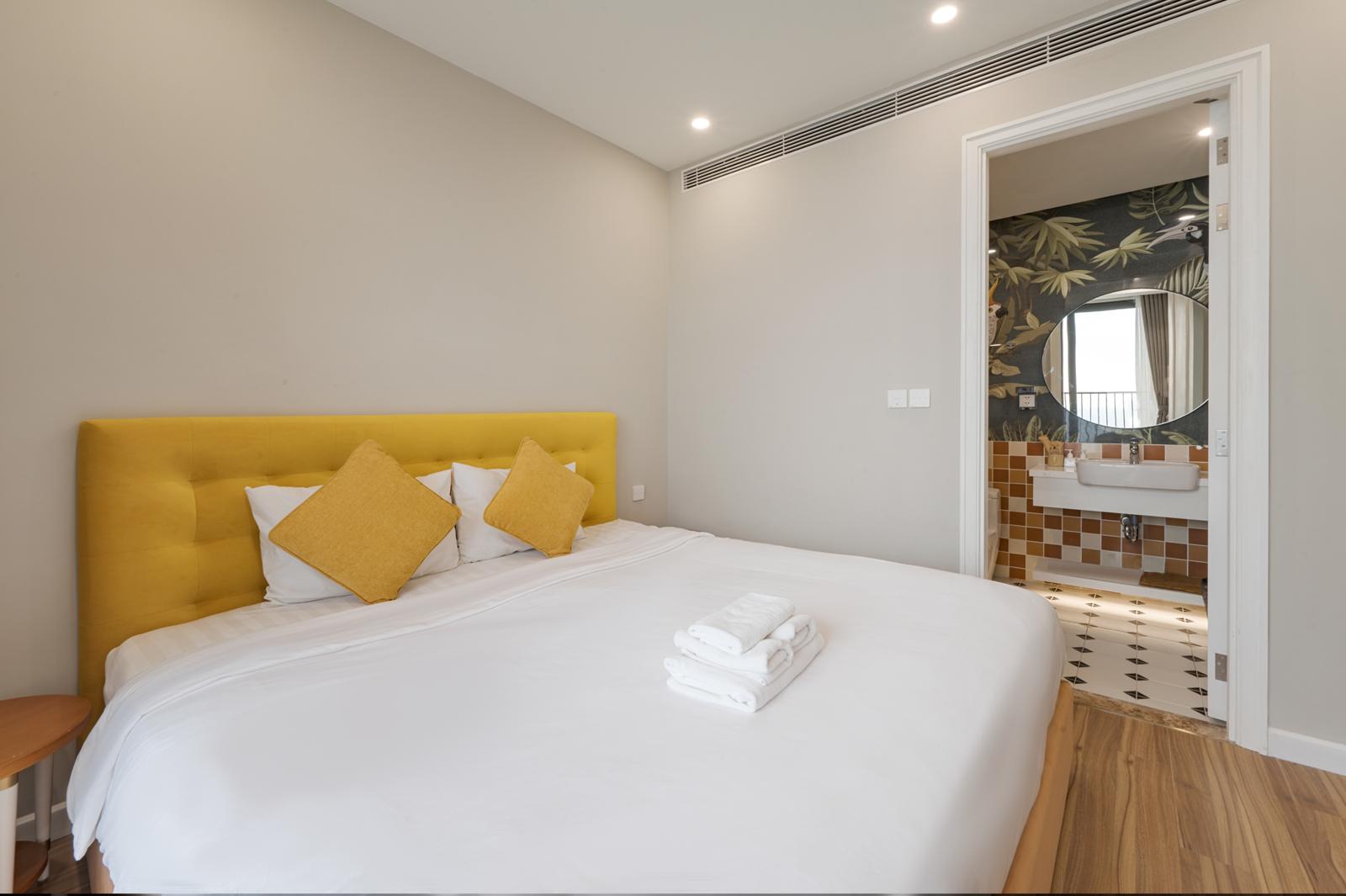 2BR Apartment - Ocean & Fireworks View