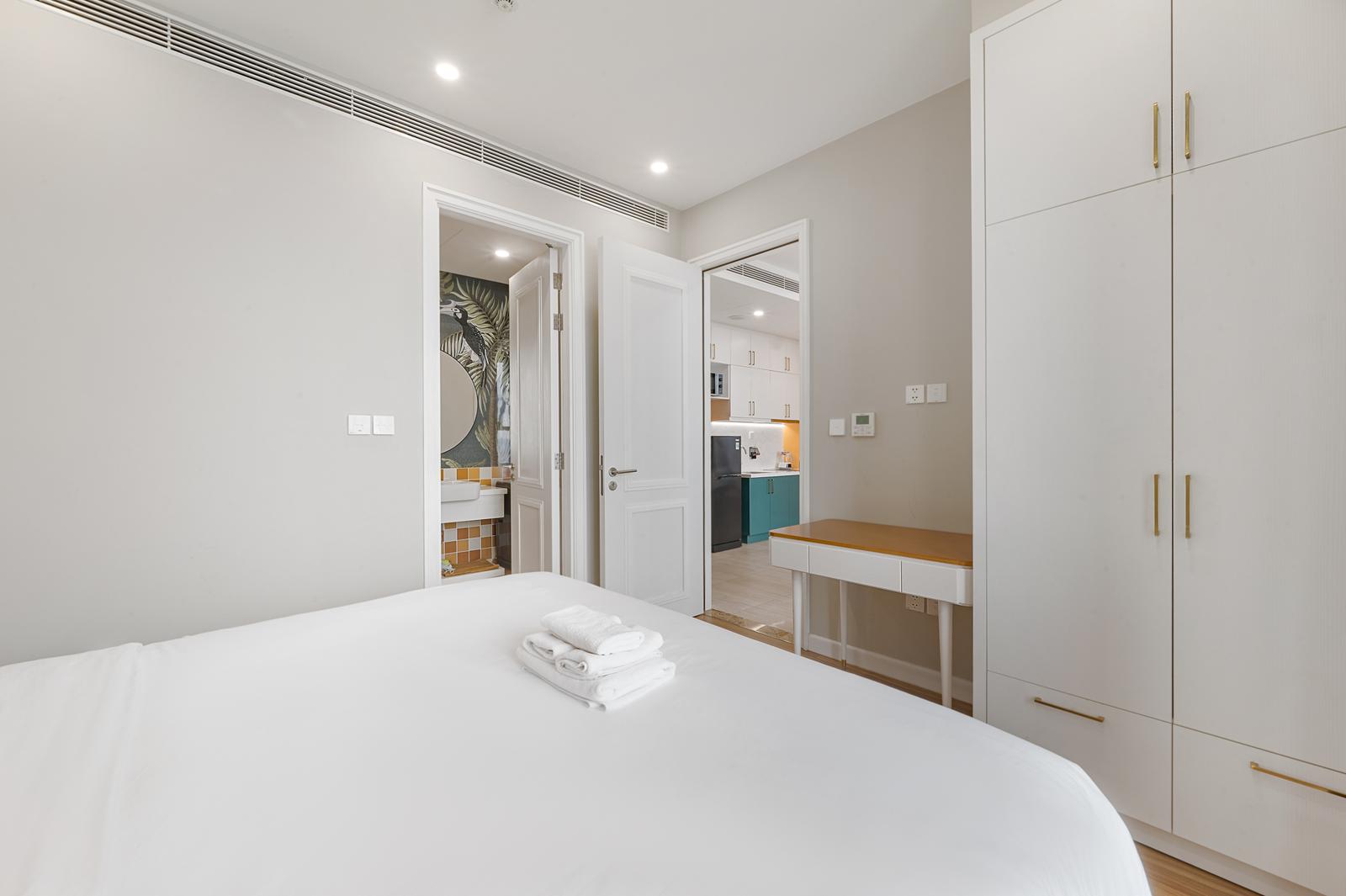 2BR Apartment - Ocean & Fireworks View