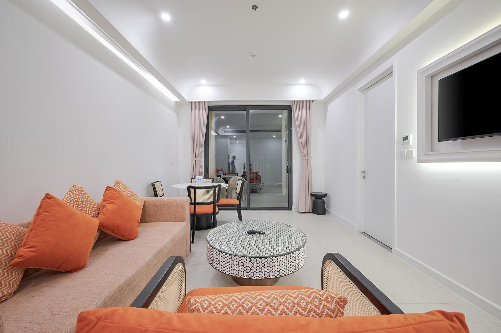 2BR Apartment - Ocean & Fireworks View