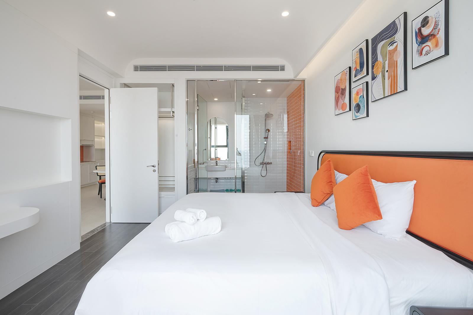 2BR Apartment - Ocean & Fireworks View