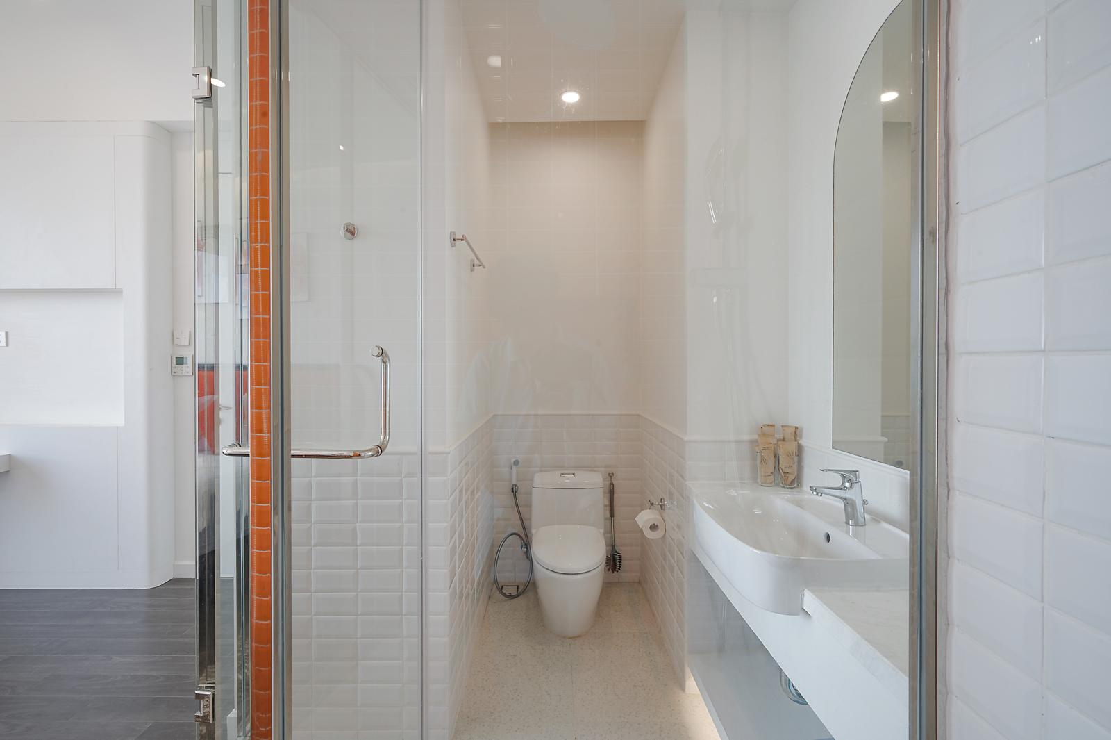 2BR Apartment - Ocean & Fireworks View