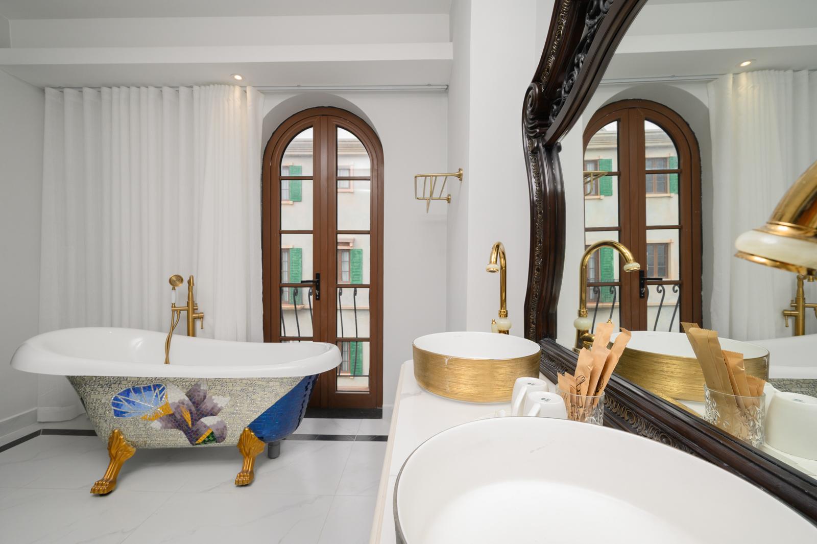 ELYHAVEN - Haven Penthouse