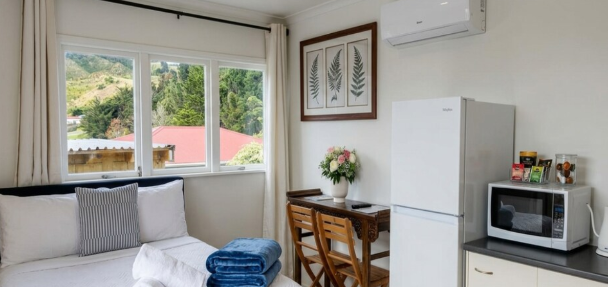 Cosy Studio Retreat