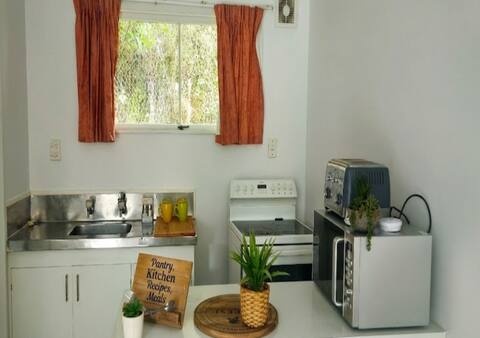 Stylish Aro Retreat