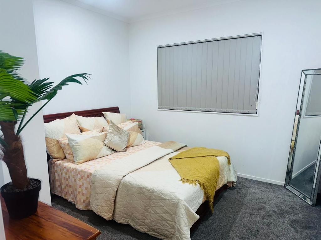 Private Ground Floor 3-Bedroom Suite