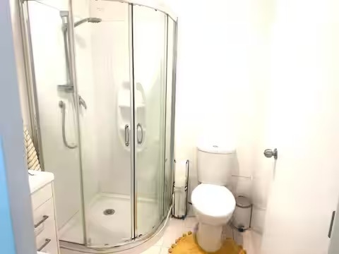 f4f24e3a-20a7-40e8-81dd-4083703d1158