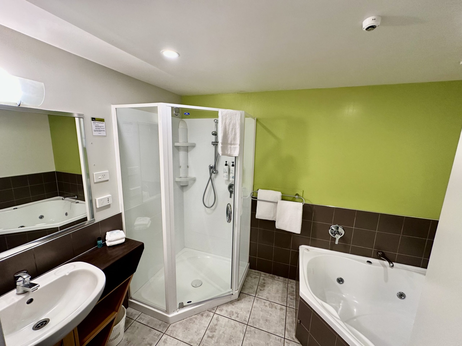 Twin Suite Bathroom