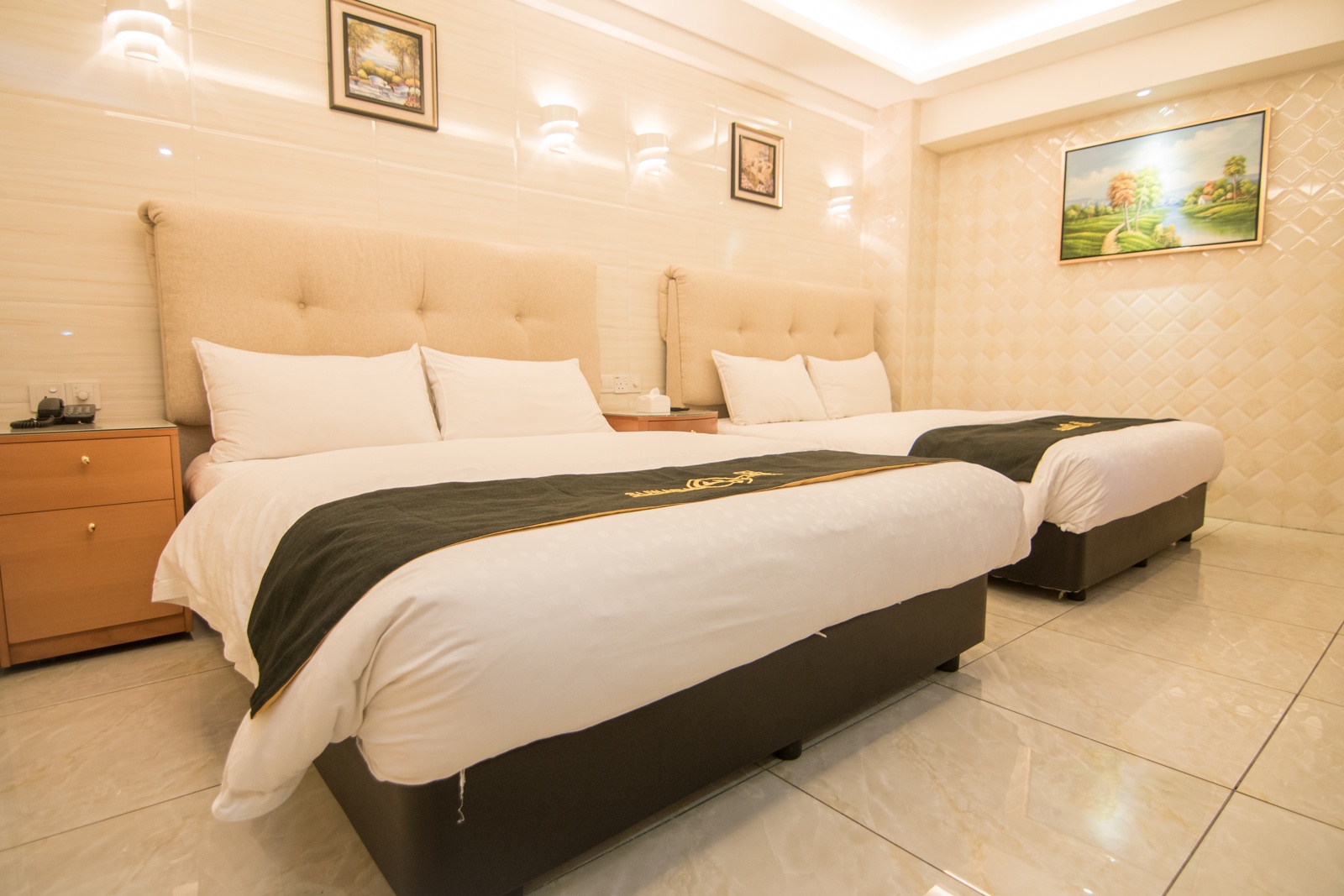 Family+With+Small+Window