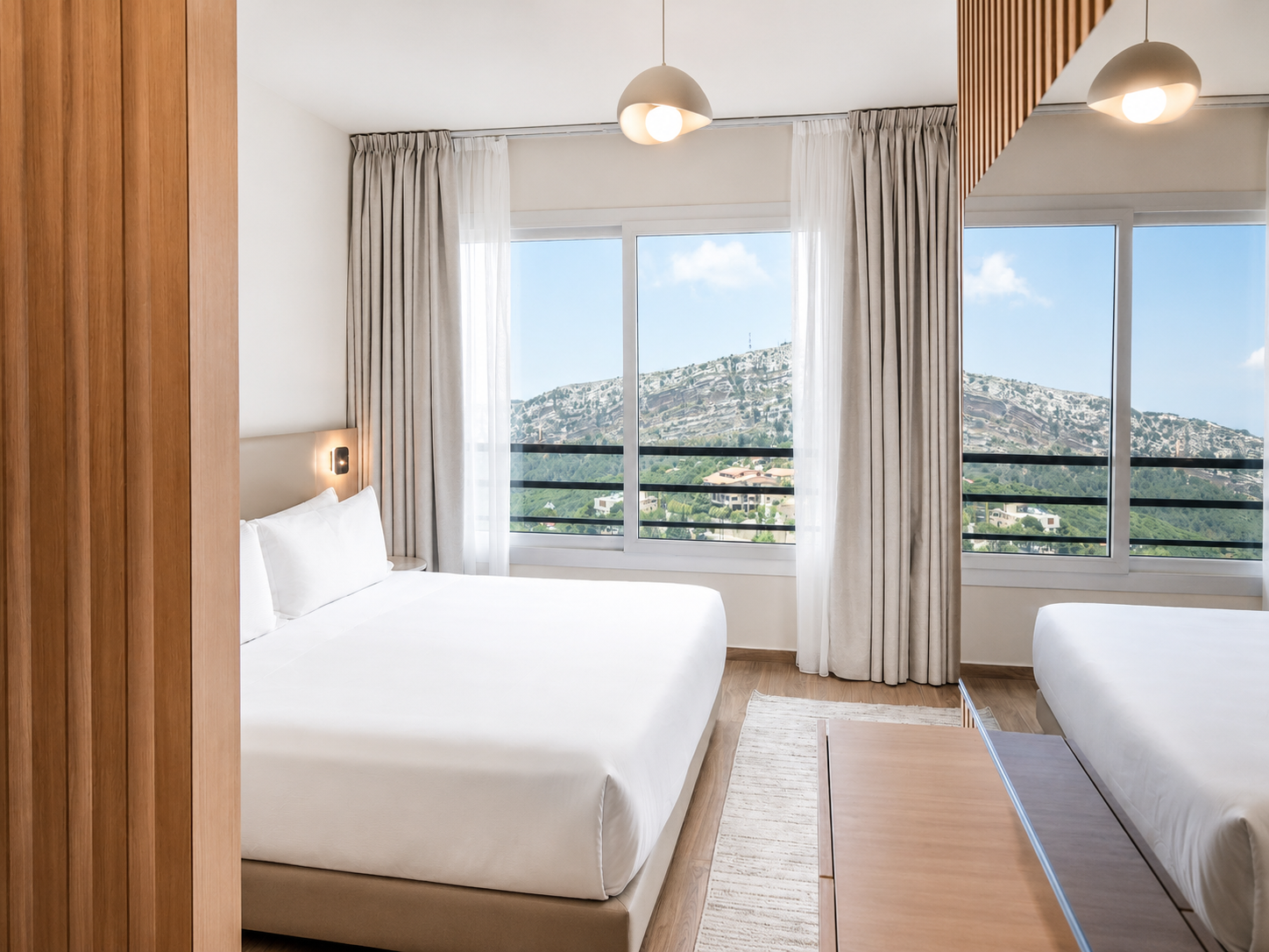 Deluxe Family Suite
