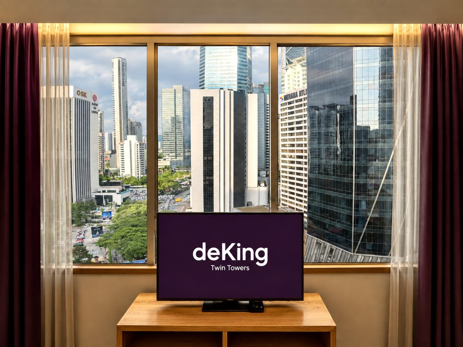 Deluxe Family Room - City View