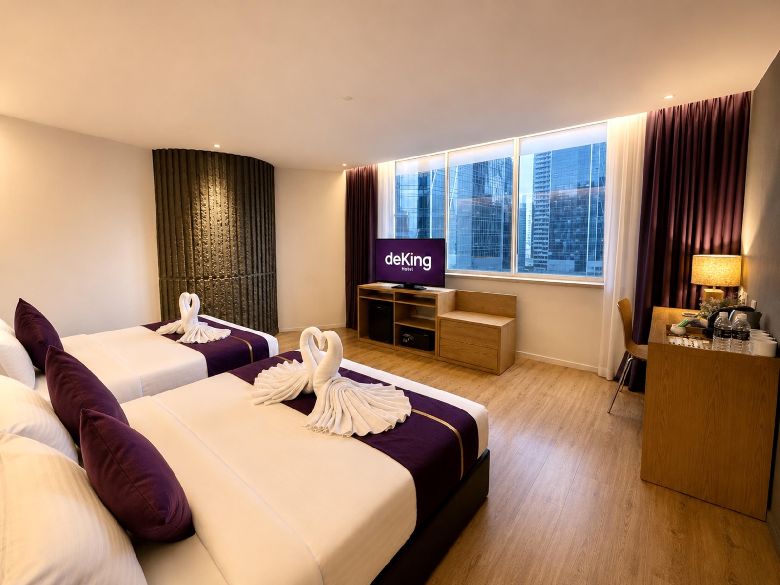 Deluxe Family Room - City View