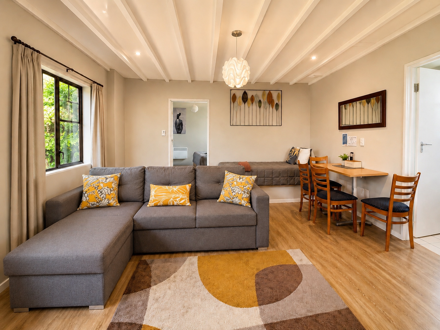 One-Bedroom Apartment