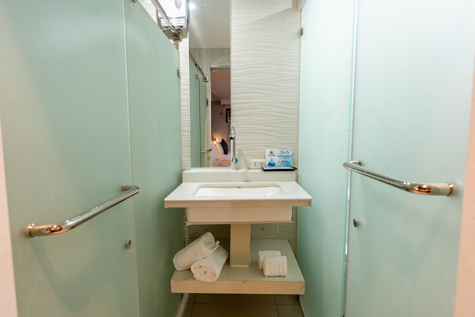 Toilet & Bath