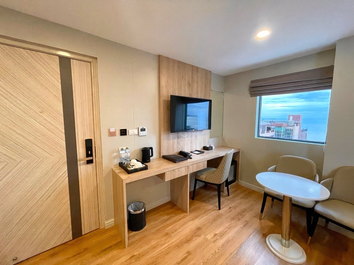Superior Ocean Front1