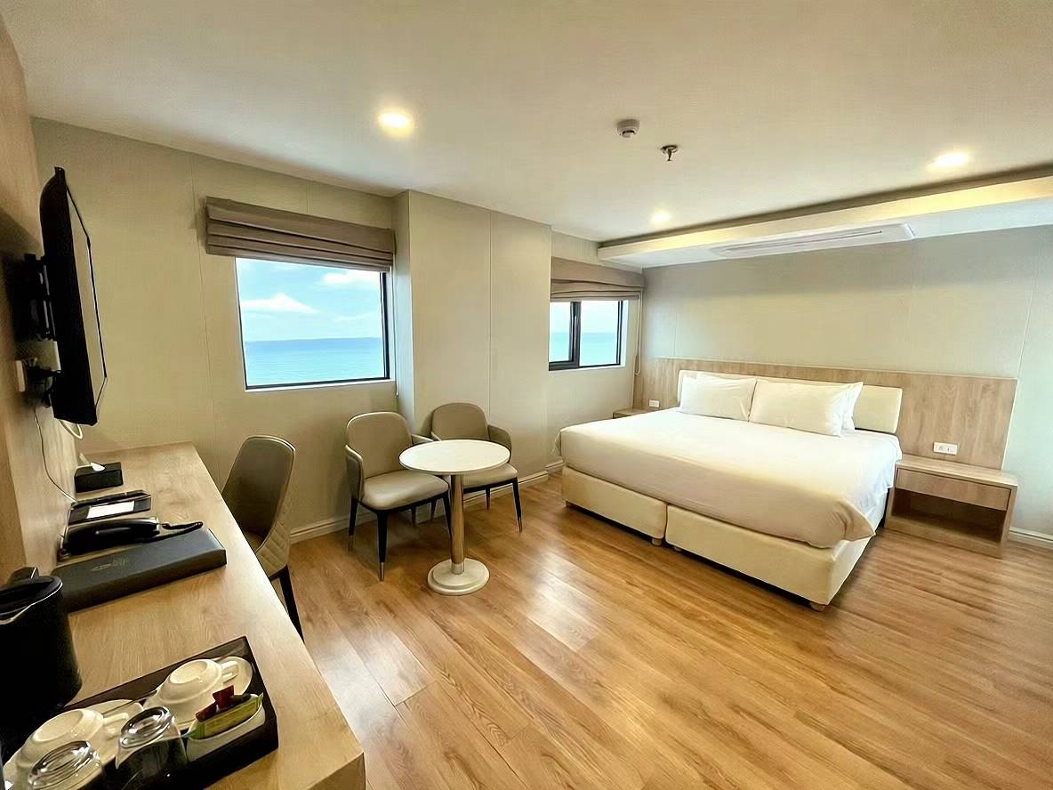 Superior Ocean Front2