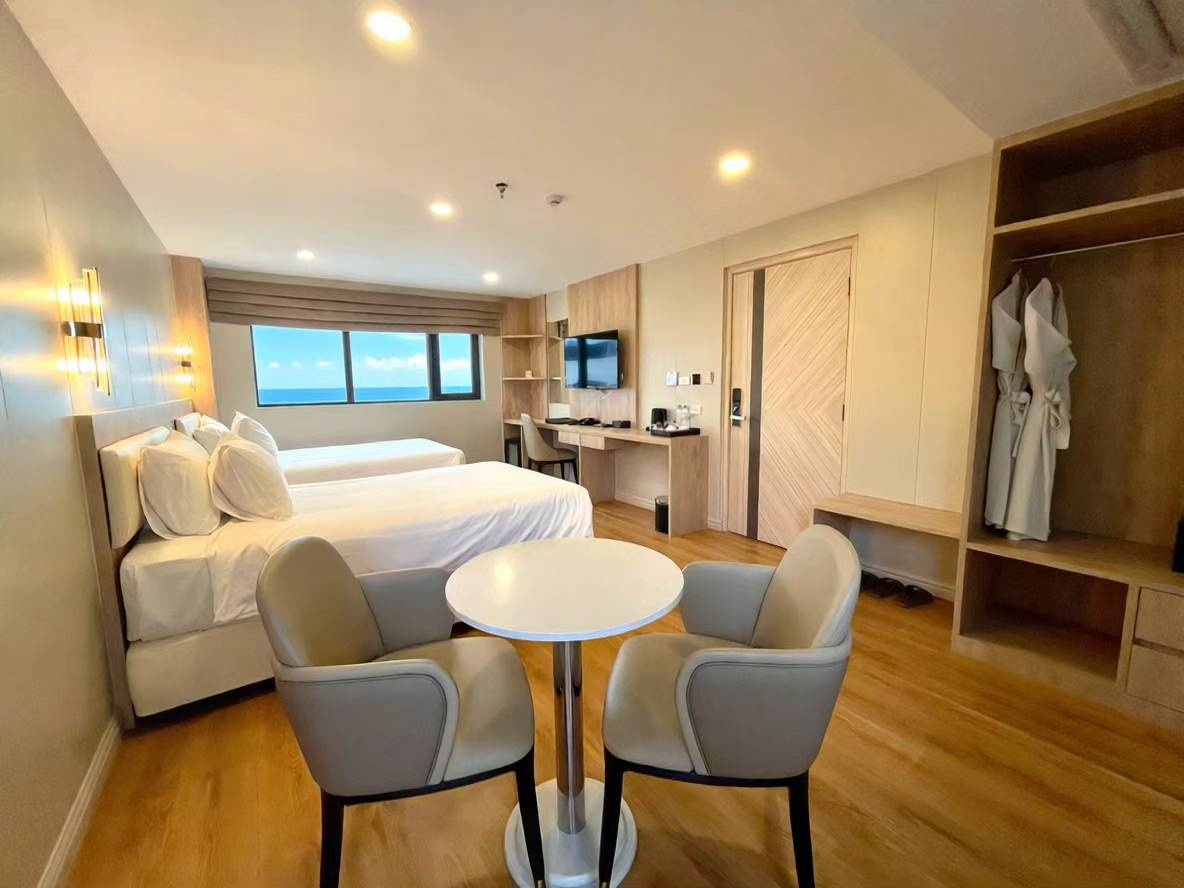 Superior Ocean Front3