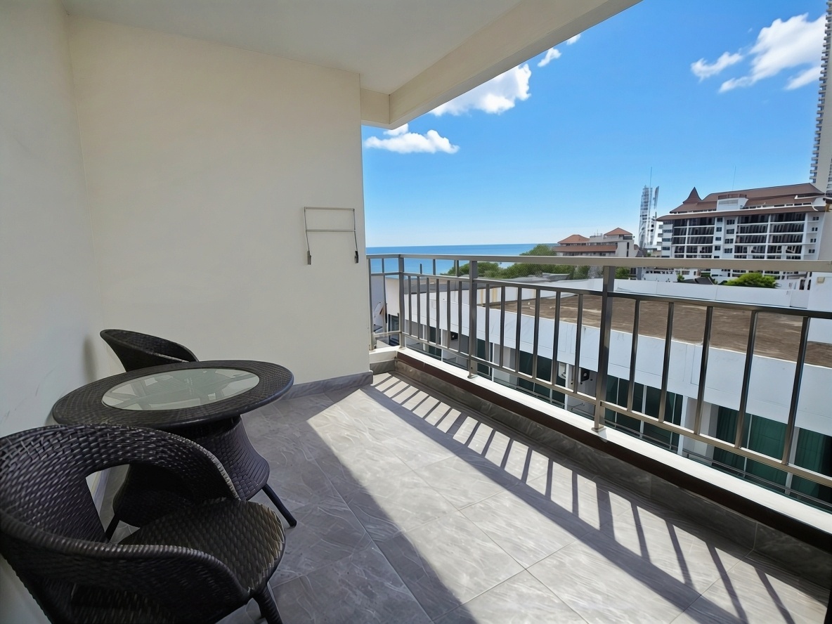 Grand Sea View Suite