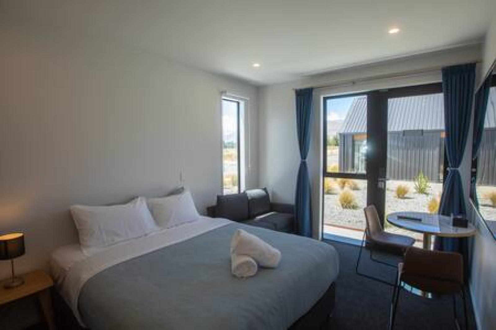 Luminous- One Bedroom King Room