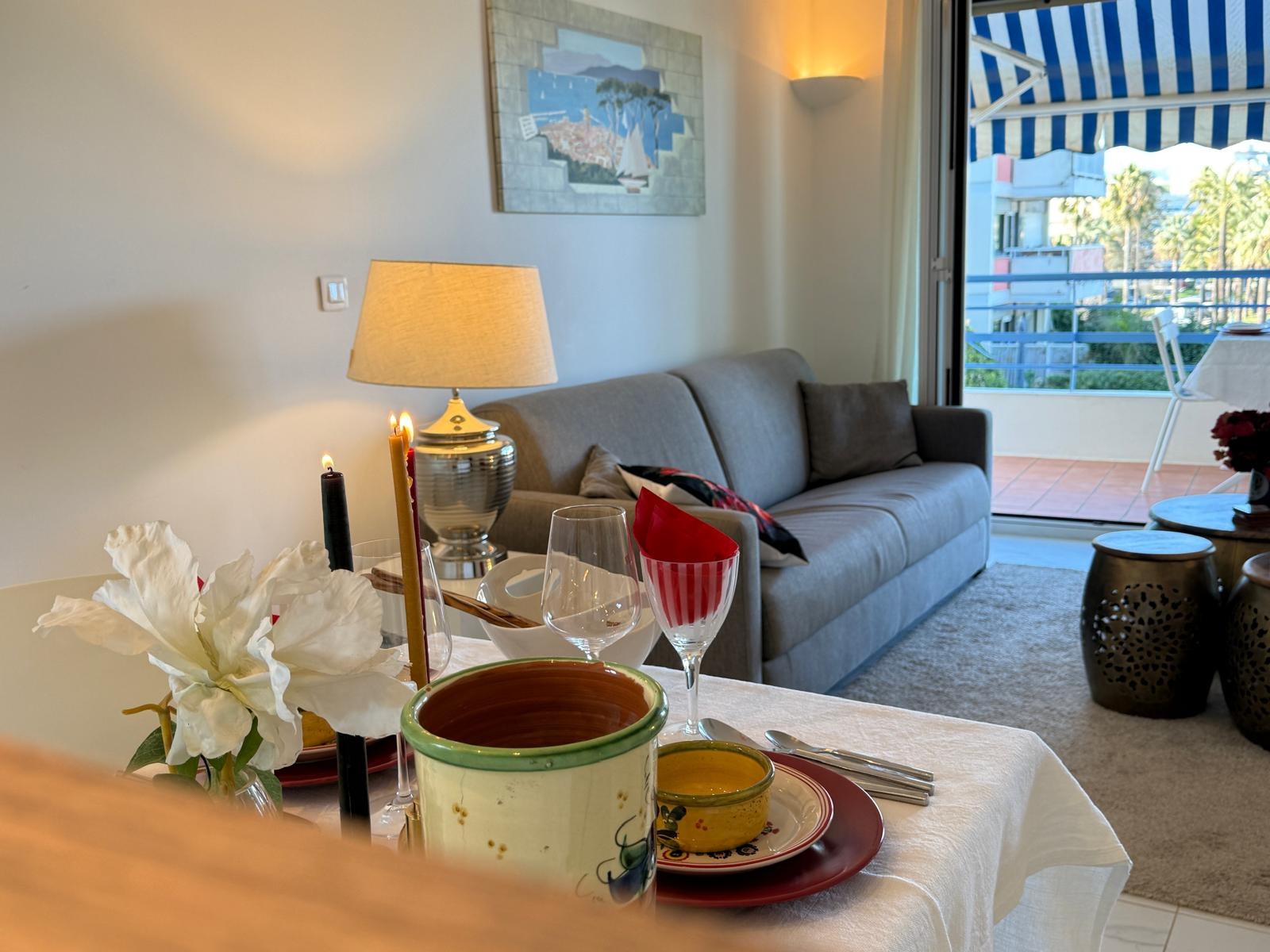 Apt-B **** stars, superior, sea view, 4 P