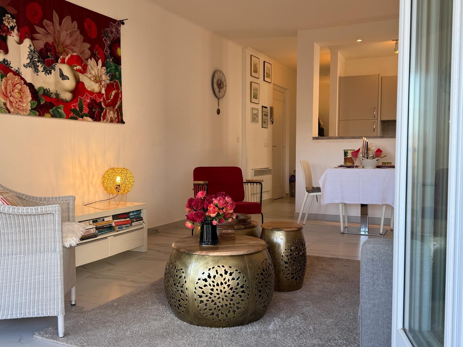 Apt-B **** stars, superior, sea view, 4 P