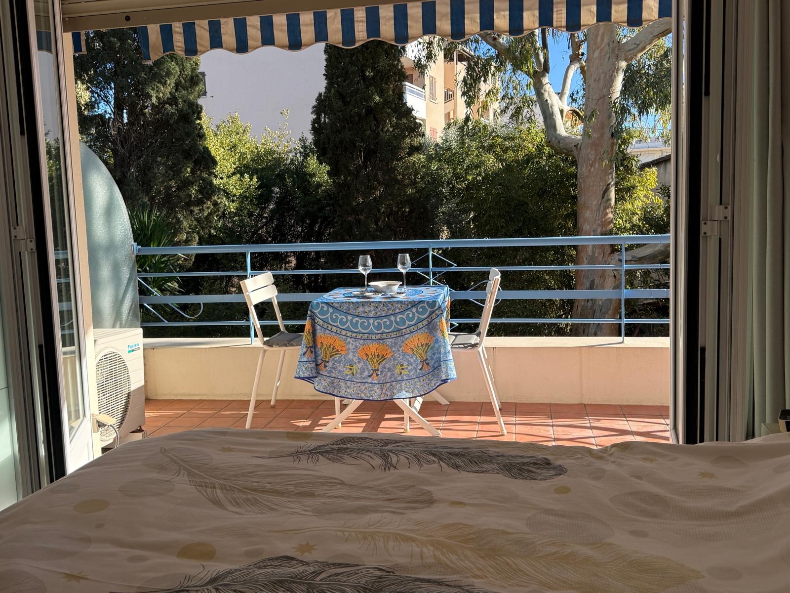 Apt-B **** stars, superior, sea view, 4 P