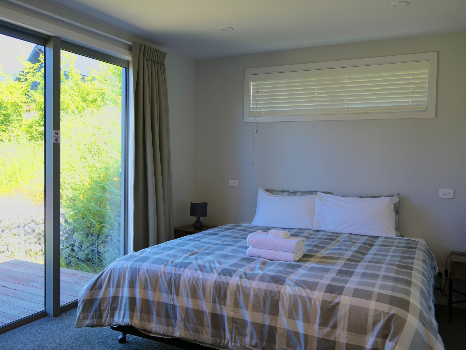 Bivouac Stars A bed1