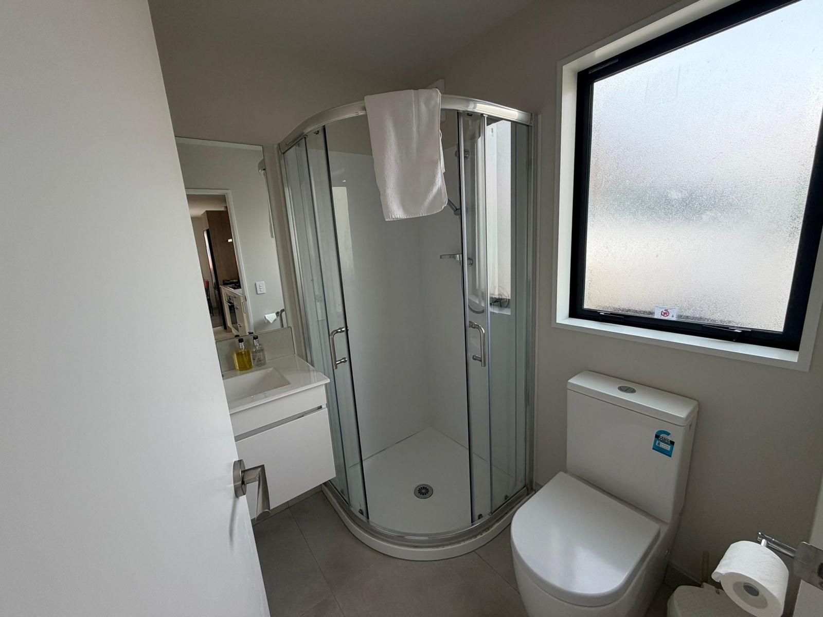 23 coulson two bedroom - toilet