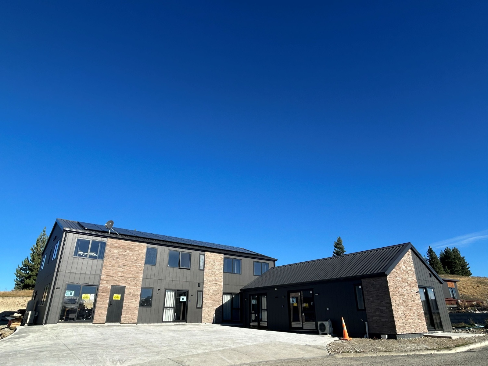 Coulson+star+outside