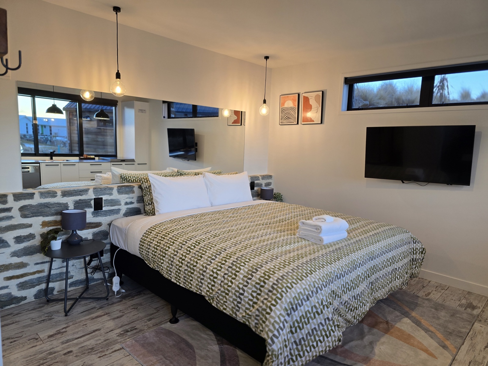 Stunning Star B bedroom