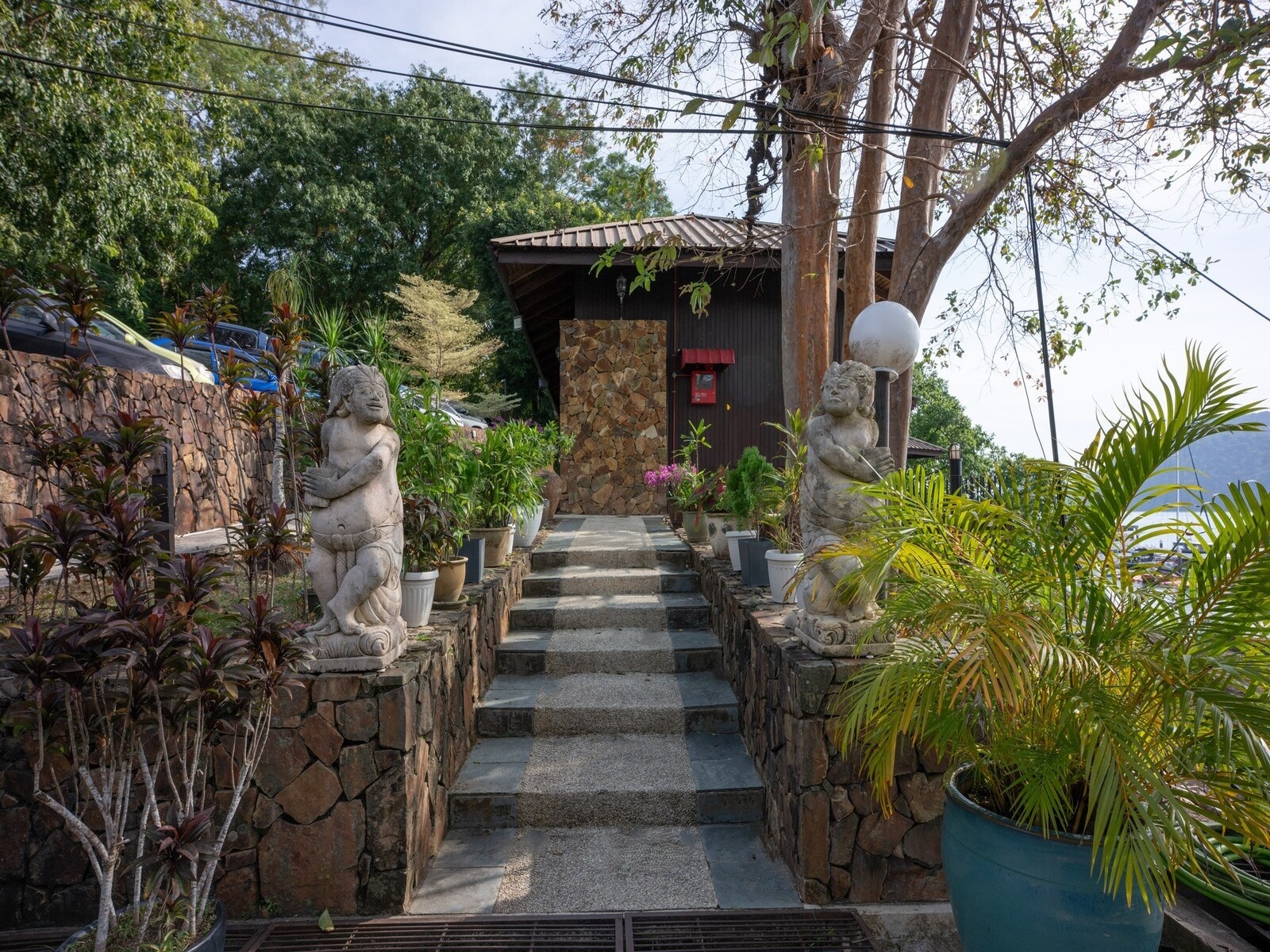 Marina Cottage