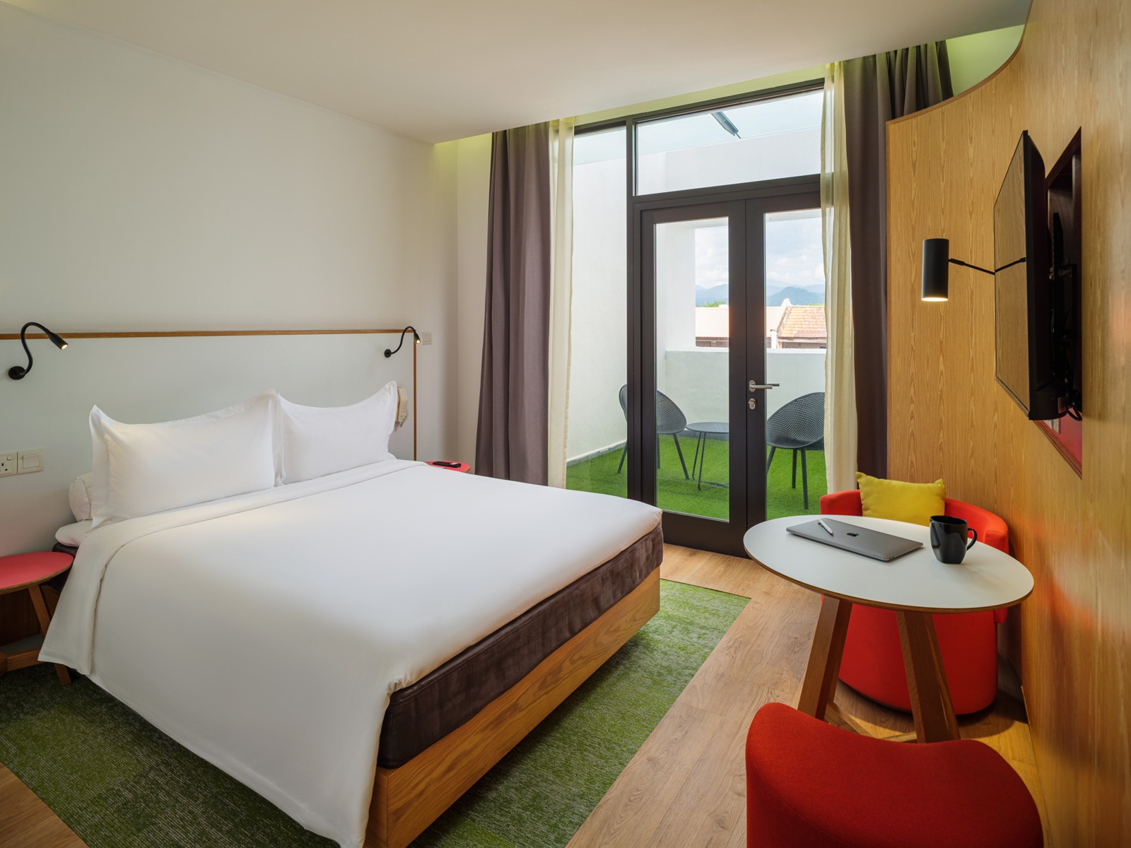 Standard Room with Courtyard