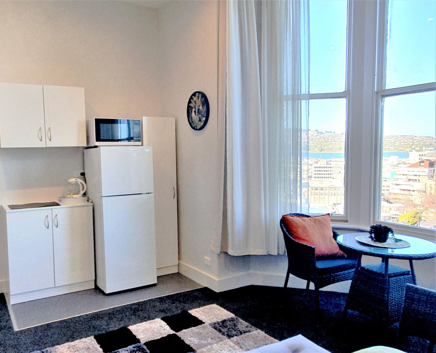 Large Studio with ensuite