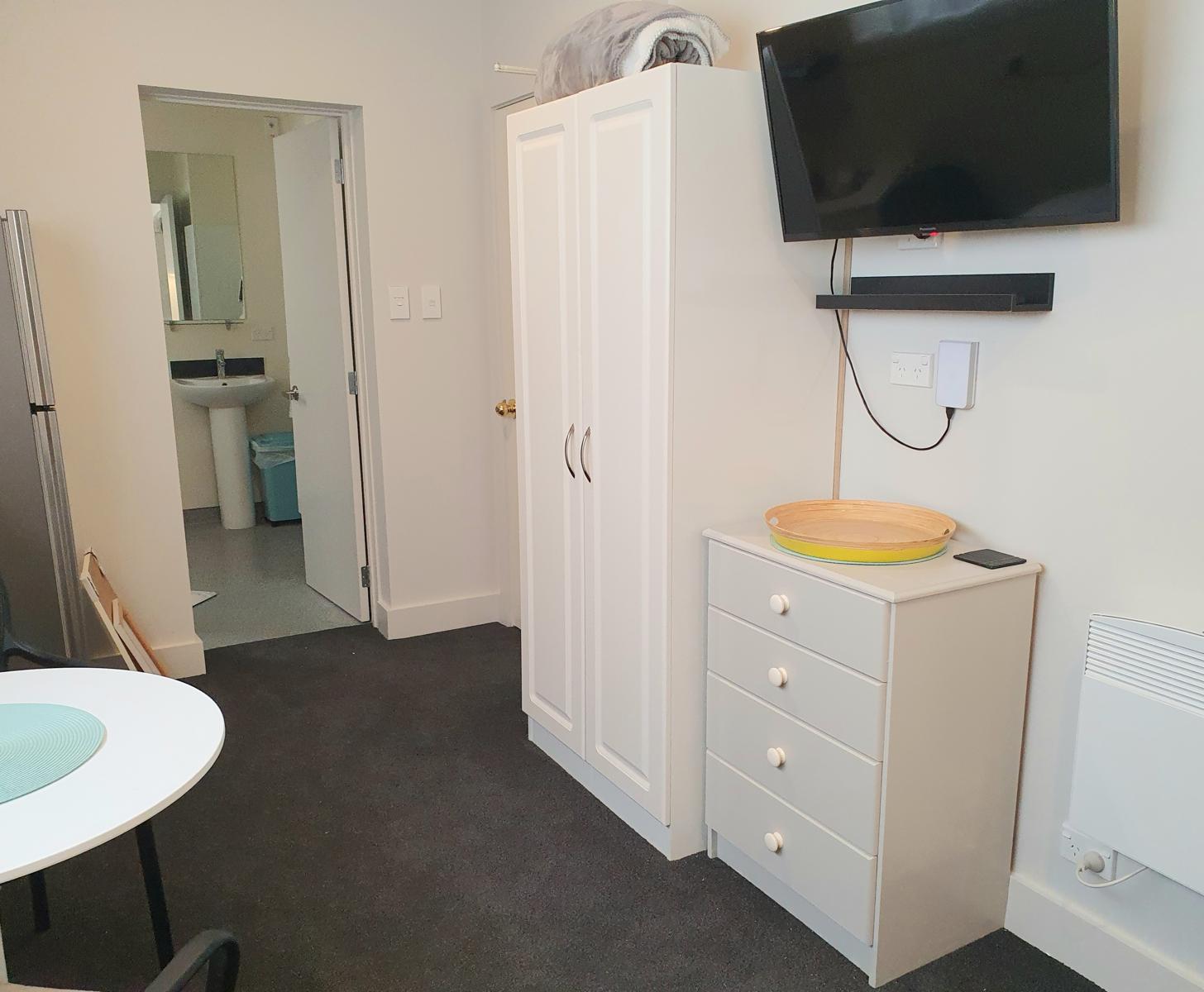 Studio with Bathroom