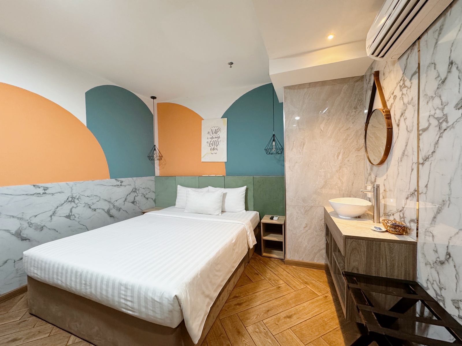 Superior Double without window at Sunrise Central Hotel