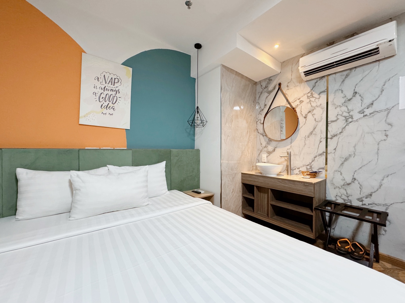 Superior Double without window at Sunrise Central Hotel