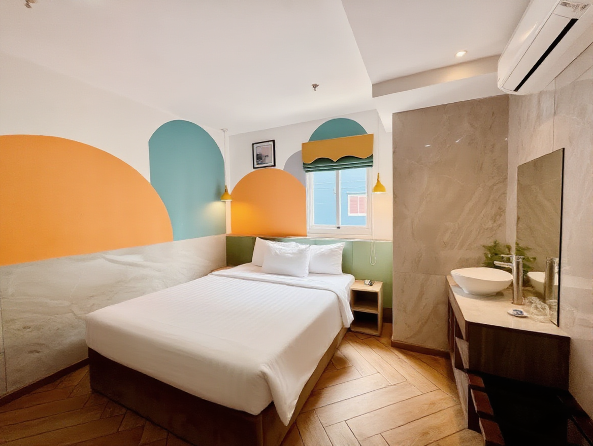 Superior Double with window at Sunrise Central Hotel