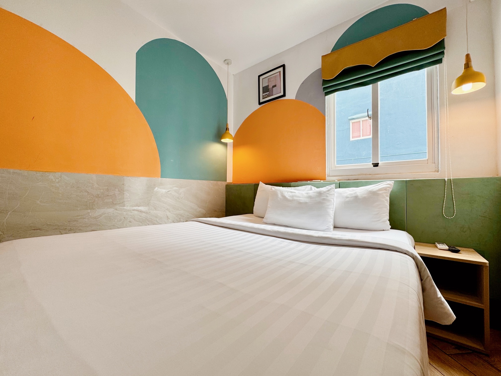 Superior Double with window at Sunrise Central Hotel