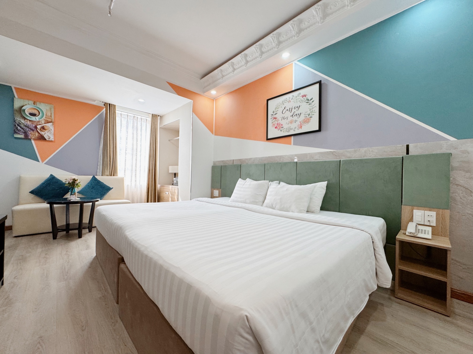 Suite Double with window at Sunrise Central Hotel